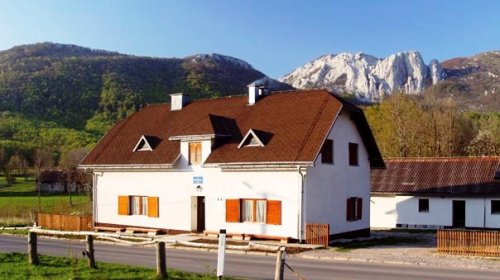 planinarska-kuca-vila-velebita