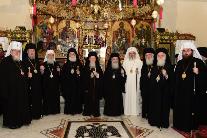 Orthodox_bishops_Creta 2016